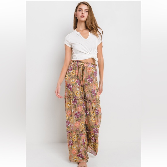 29 Boho Floral Print Ruffled Tiered Pants - Picture 3 of 7